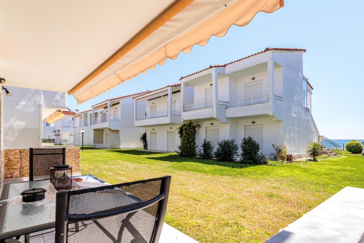 Apartment Next To The Sea Paralia Dionisiou Extérieur photo
