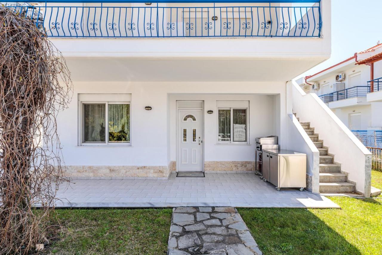 Apartment Next To The Sea Paralia Dionisiou Extérieur photo