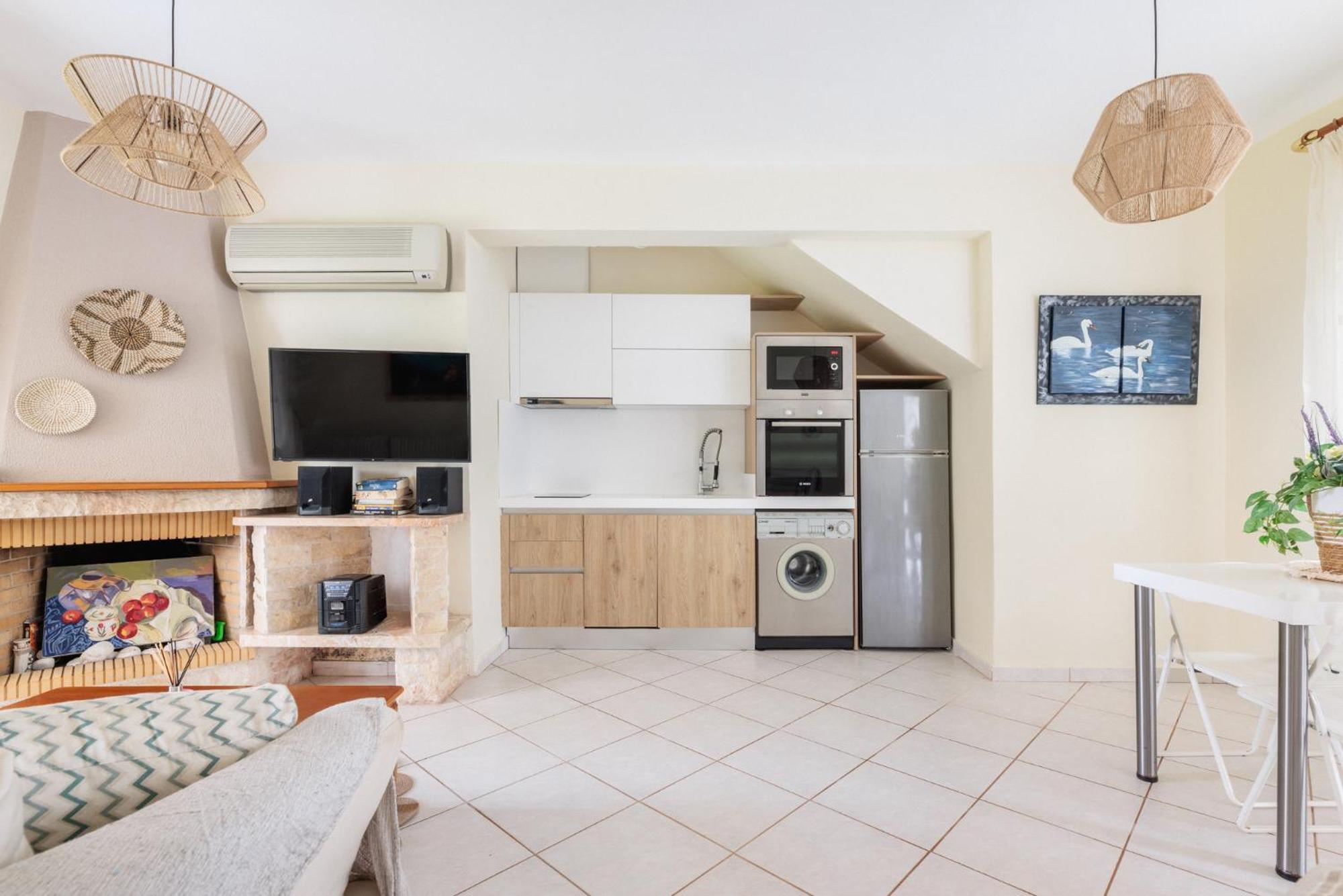 Apartment Next To The Sea Paralia Dionisiou Extérieur photo