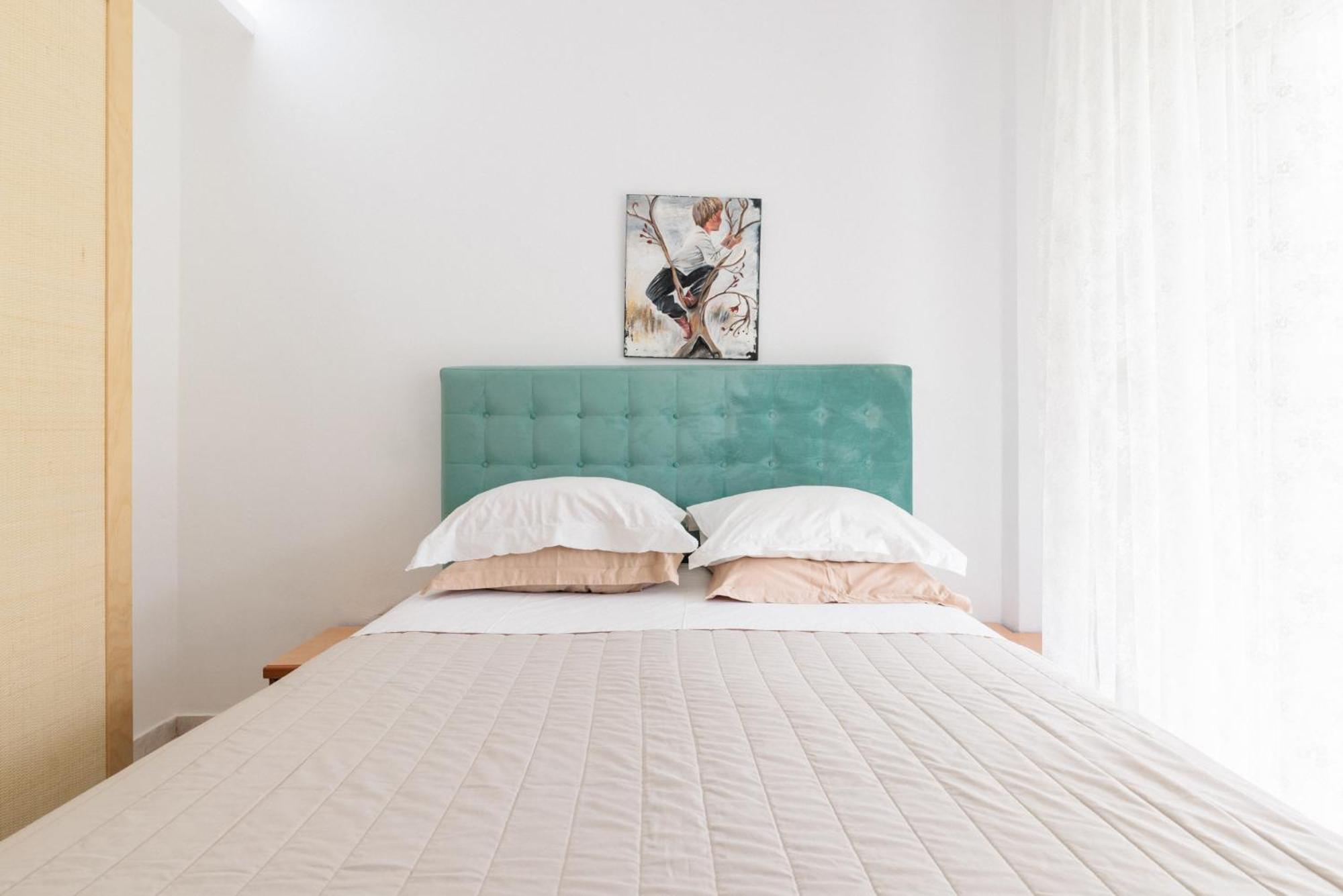 Apartment Next To The Sea Paralia Dionisiou Extérieur photo