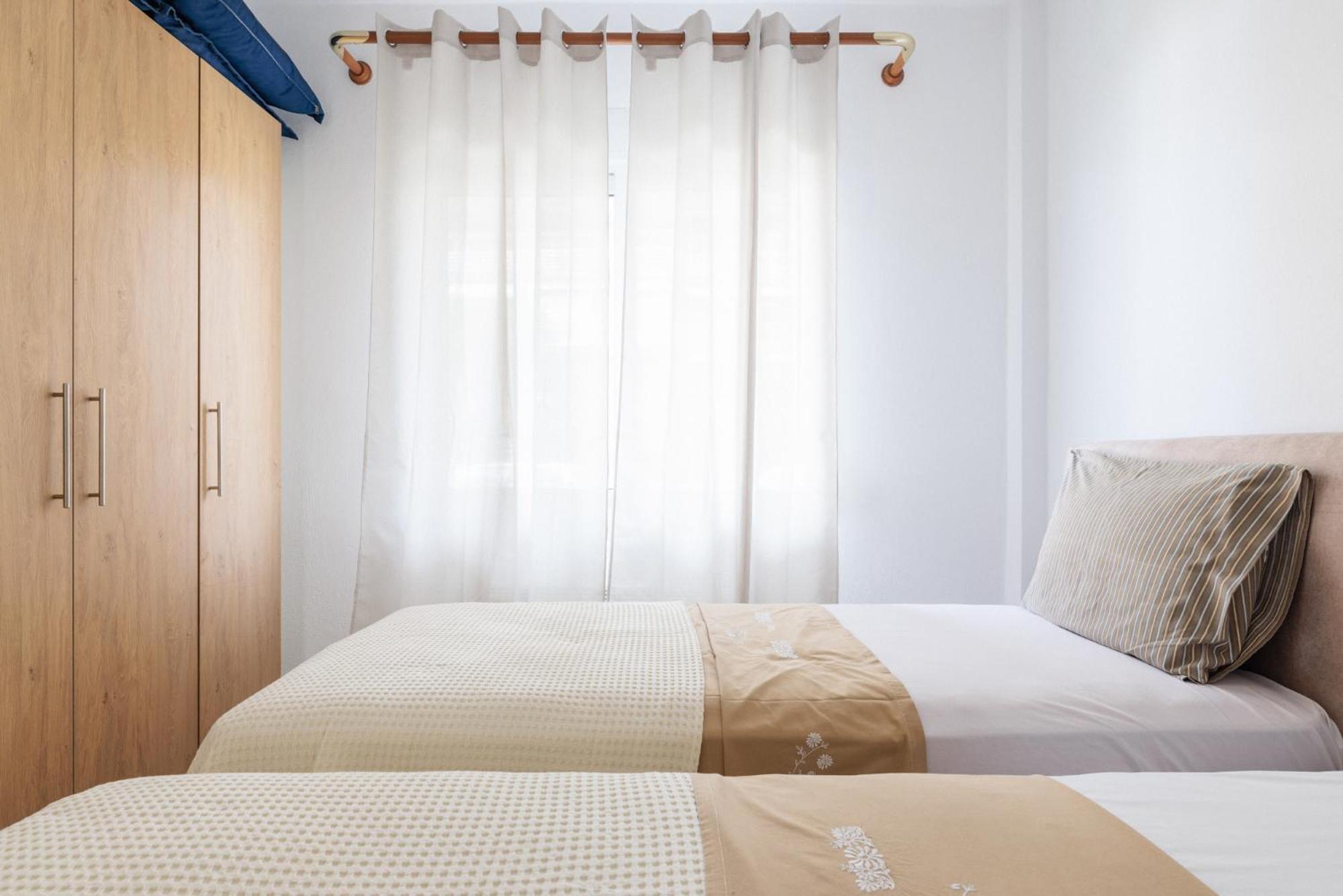 Apartment Next To The Sea Paralia Dionisiou Extérieur photo