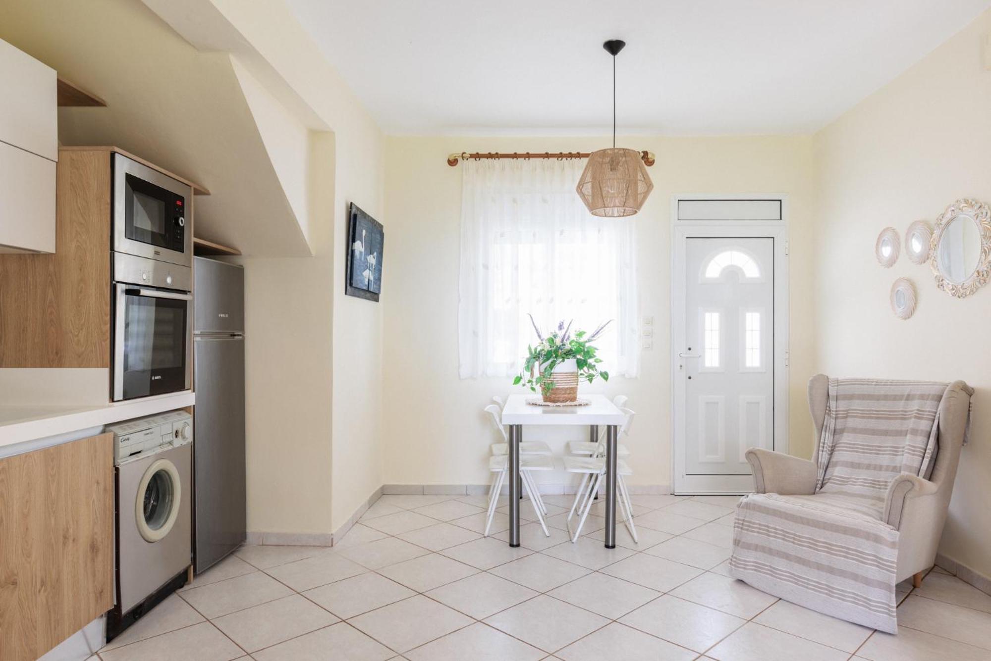 Apartment Next To The Sea Paralia Dionisiou Extérieur photo